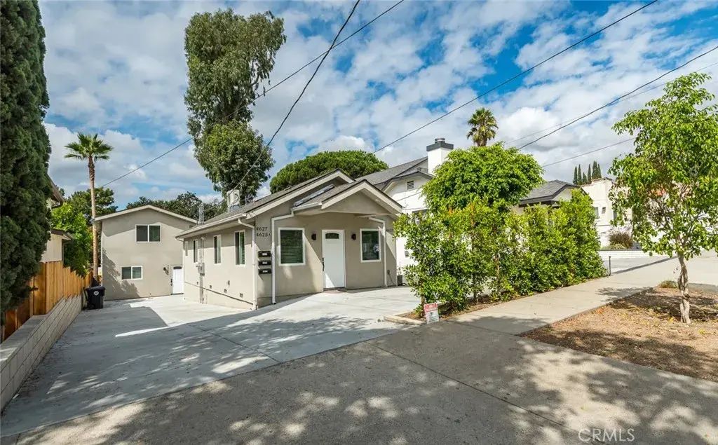 4625 La Crescenta Avenue A, La Crescenta