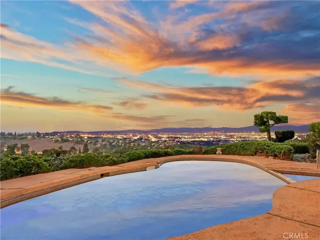 45 Crest Road West, Rolling Hills