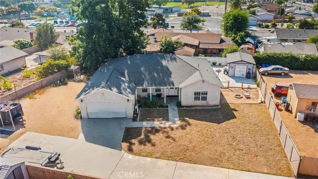 5649 La Sierra, Riverside