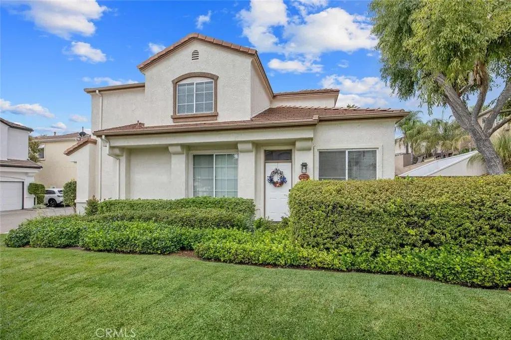 27879 Skycrest Circle, Valencia
