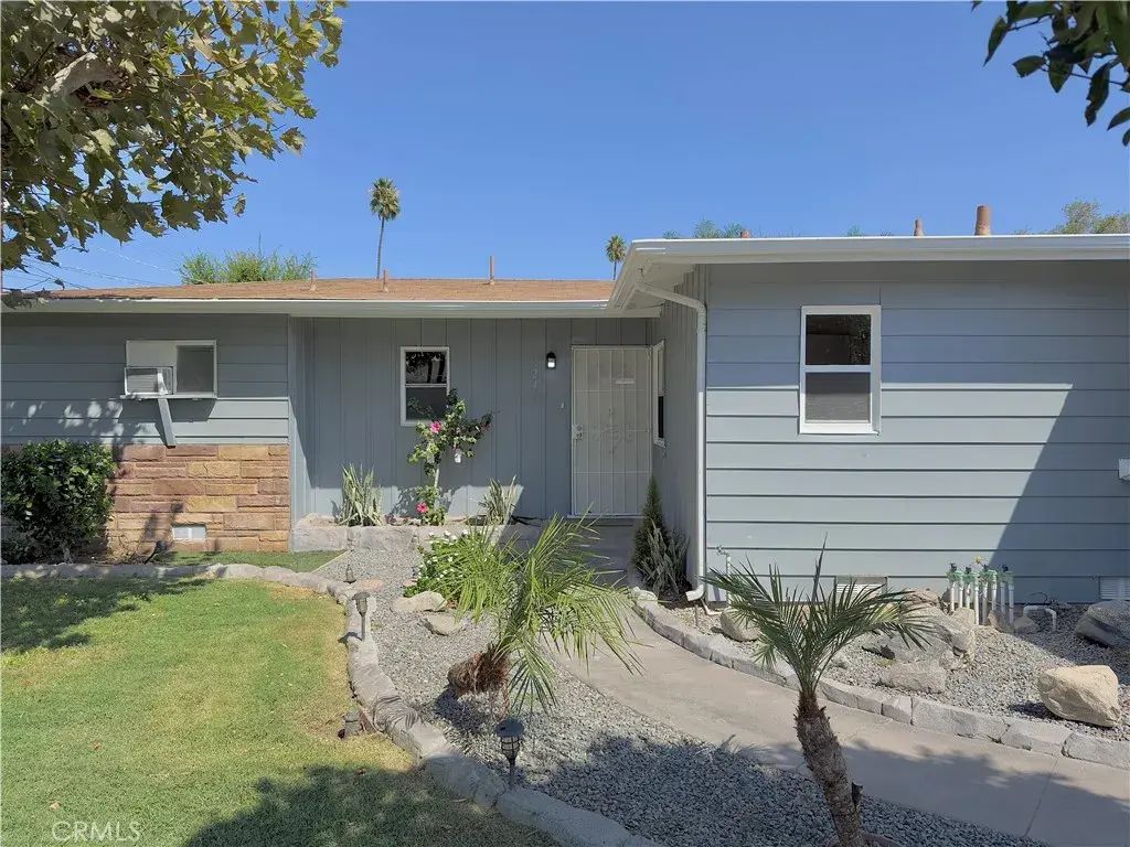 9244 Garfield, Riverside