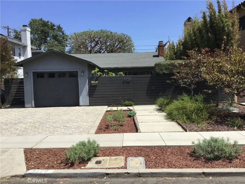 3728 Military Avenue, Los Angeles