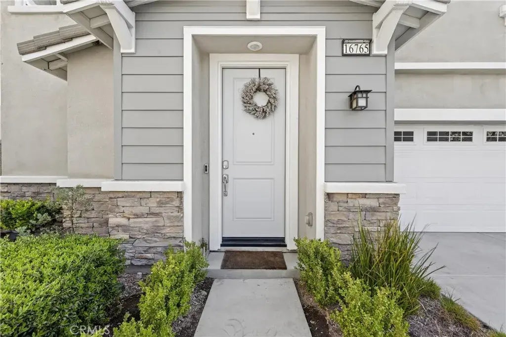 16765 Stags Leap Lane, Fontana