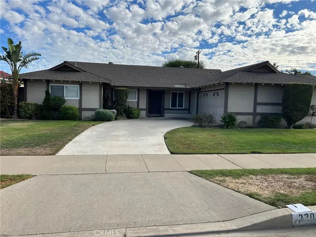 2206 E Athens Avenue, Orange