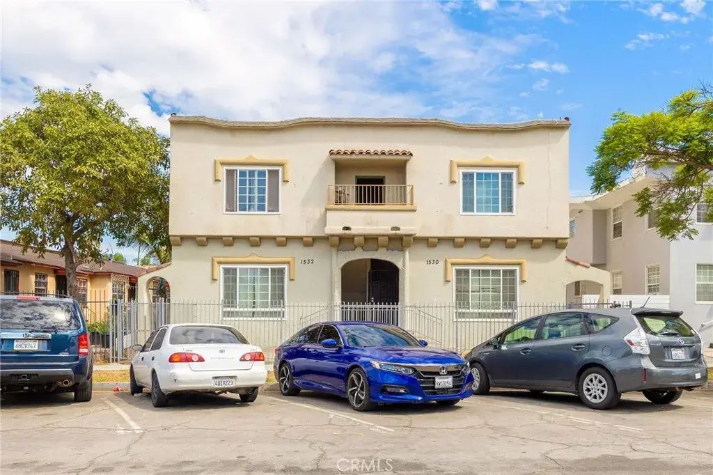 1526 Cedar Avenue, Long Beach