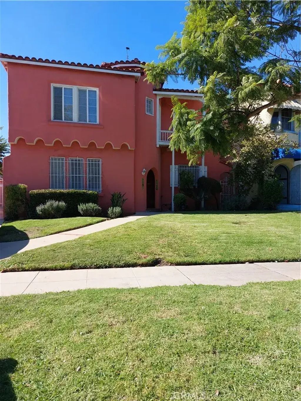 1133 S Redondo Boulevard, Los Angeles