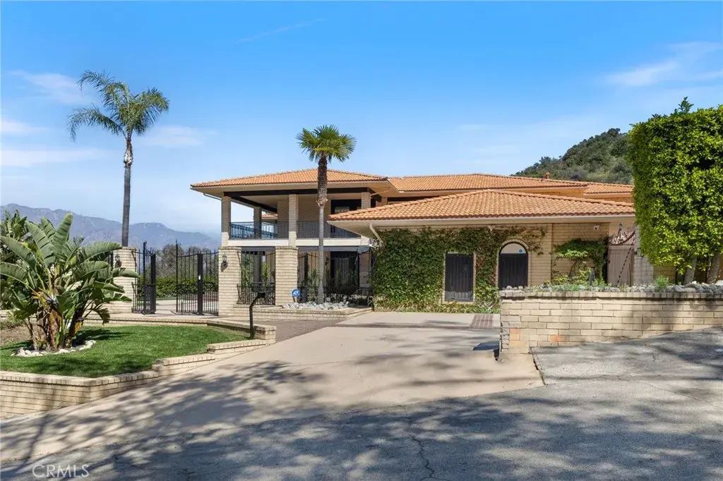 540 Haverstock Road, La Canada Flintridge