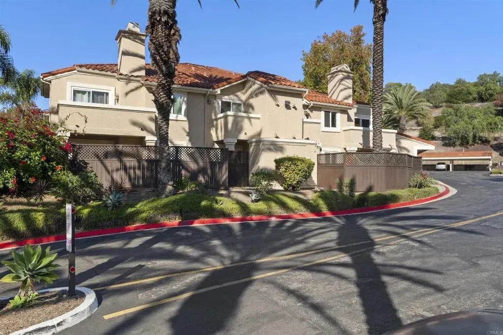 100 Sea Cliff Way 104, Oceanside