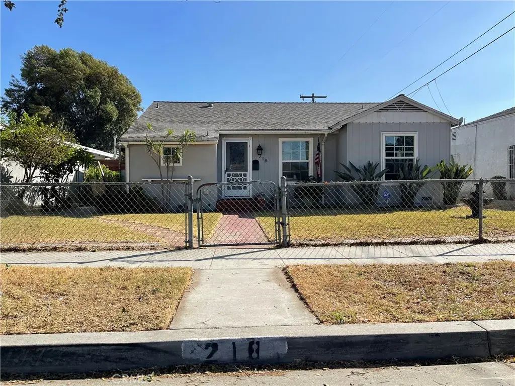 218 W Gardner, Long Beach
