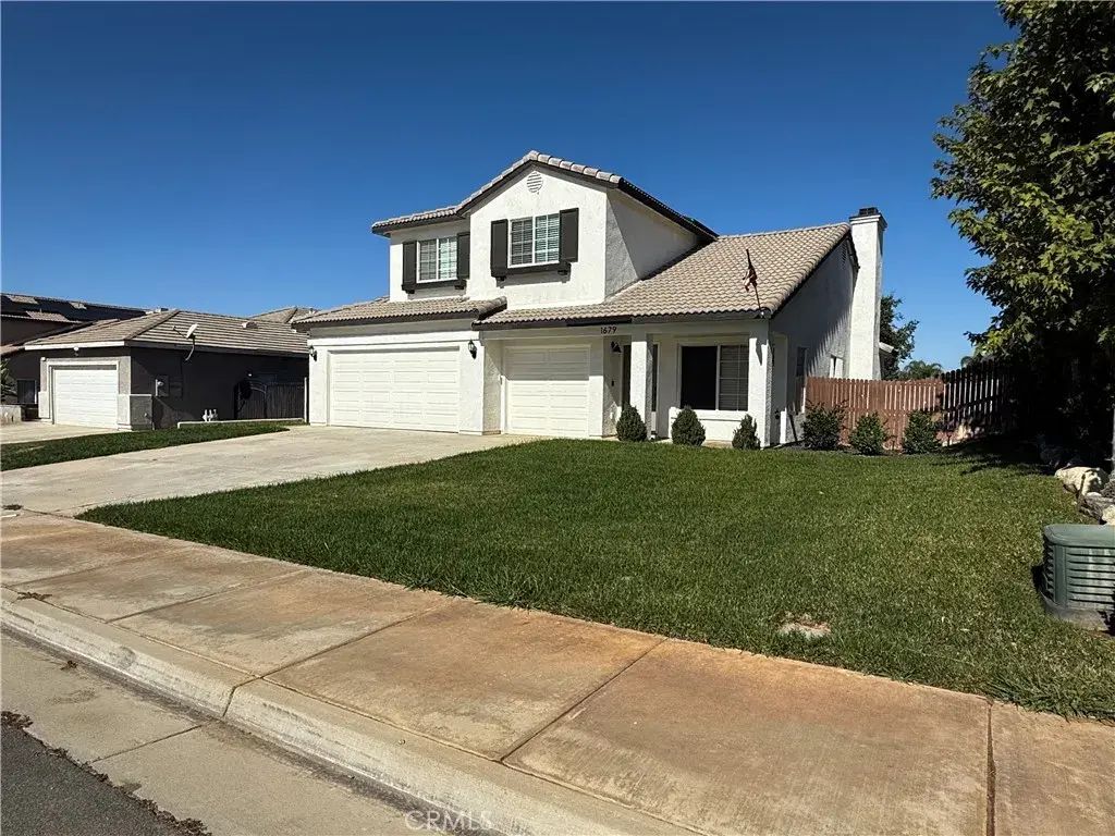 1679 Stone Creek, Beaumont