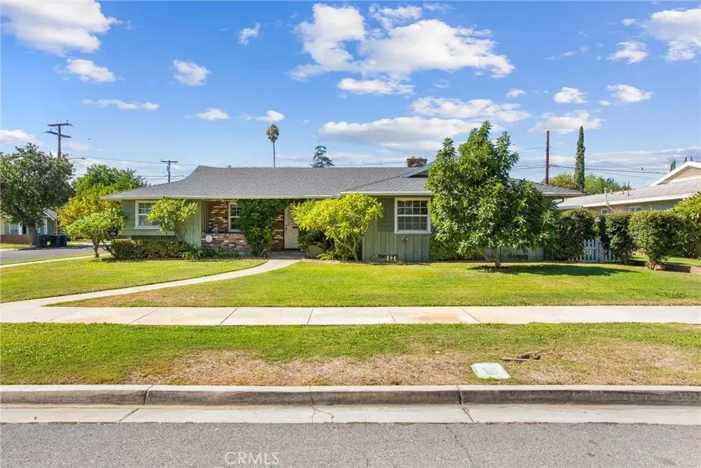 5635 Tower Road, Riverside