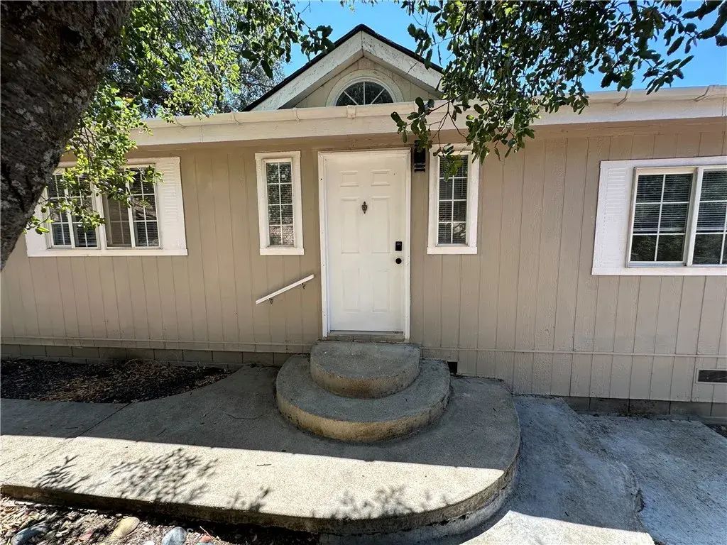 280 Henderson Drive, Clearlake Oaks