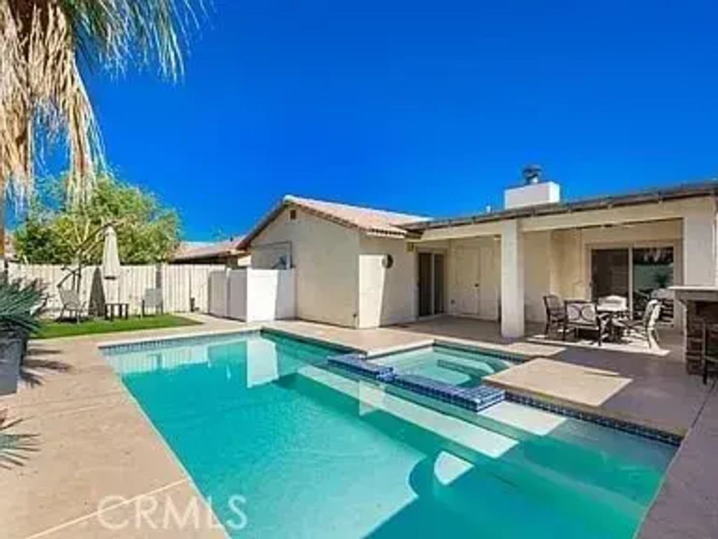 51865 Avenida Velasco, La Quinta