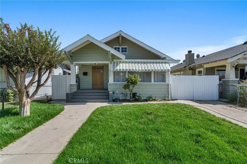 3422 6th, Los Angeles