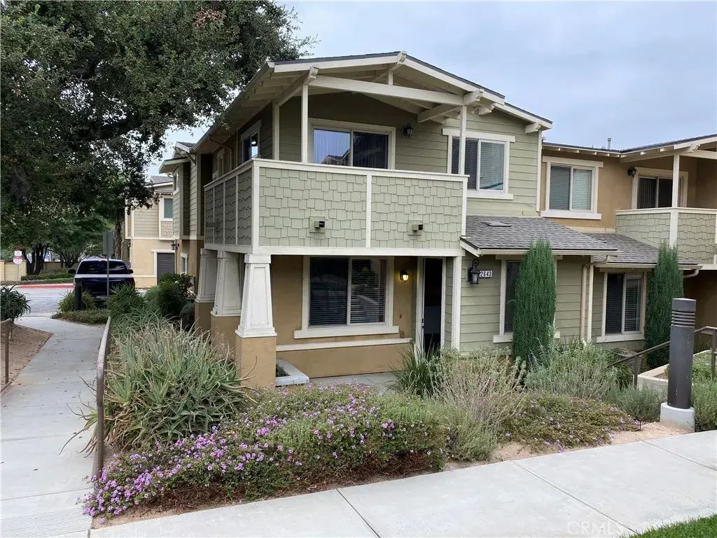 2643 E Foothill Boulevard 301, Glendora