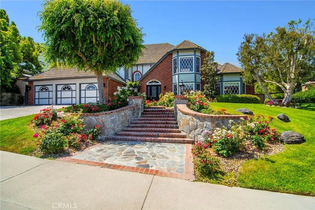 29360 Castlehill Drive, Agoura Hills