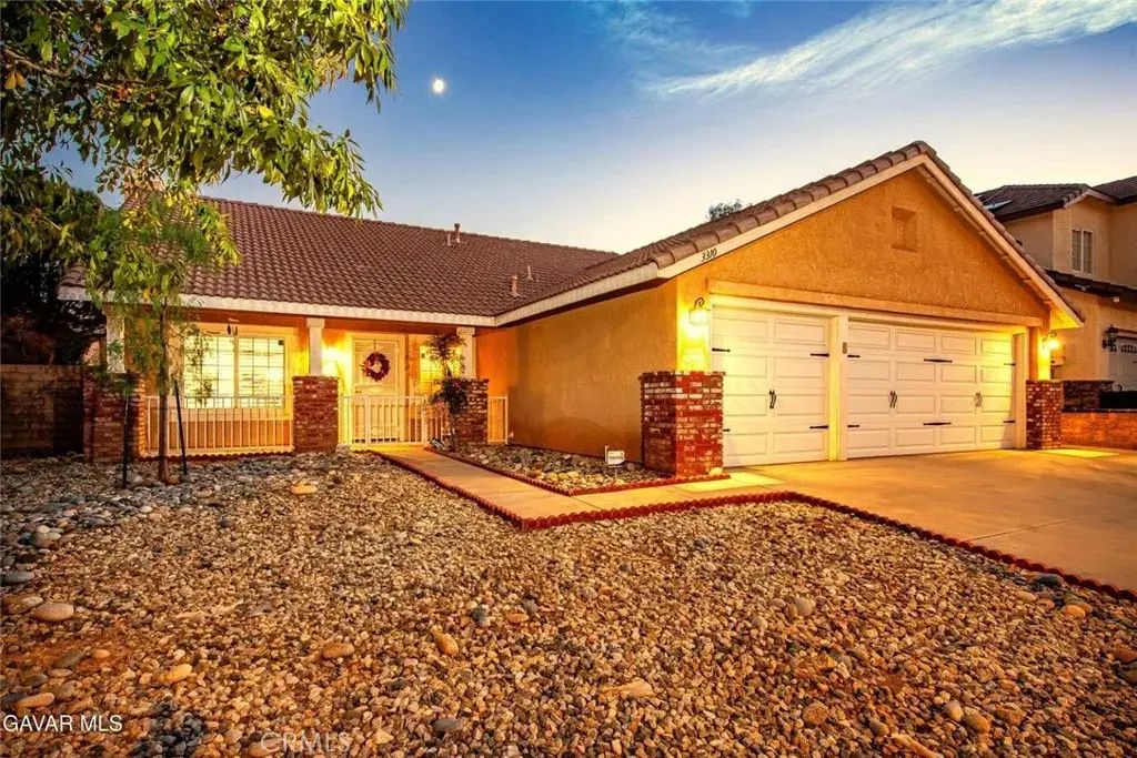 3310 Caspian Drive, Palmdale