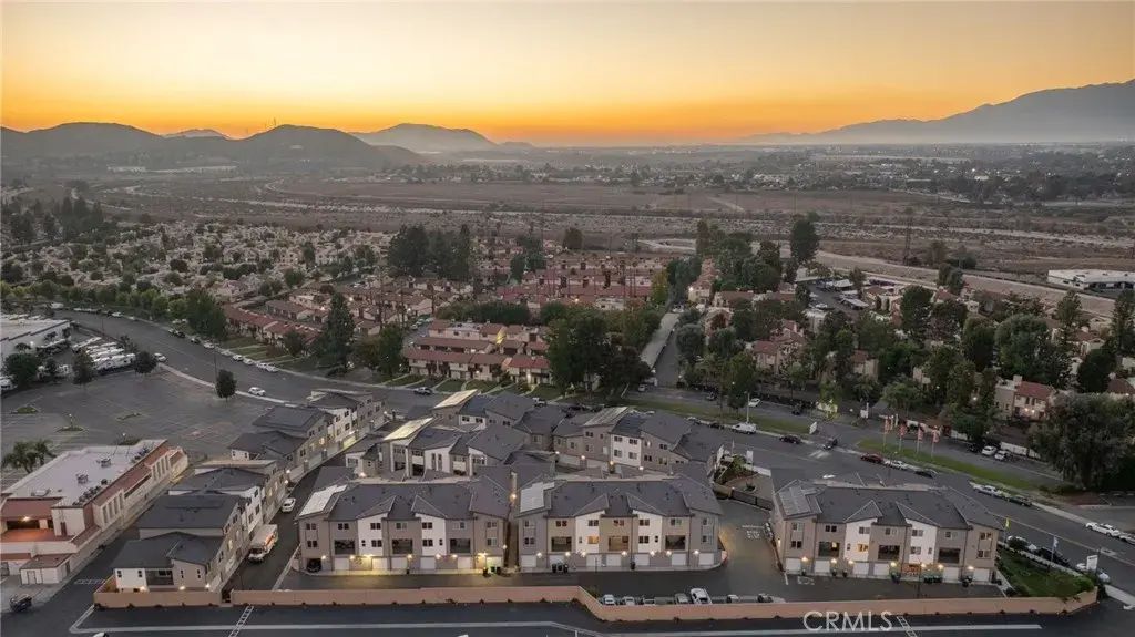 1122 Santo Antonio Drive, Colton