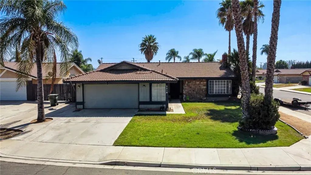 3318 Felisa Court, Jurupa Valley