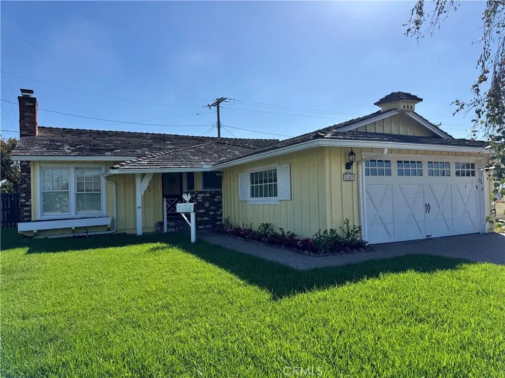 2202 W 180th Street, Torrance