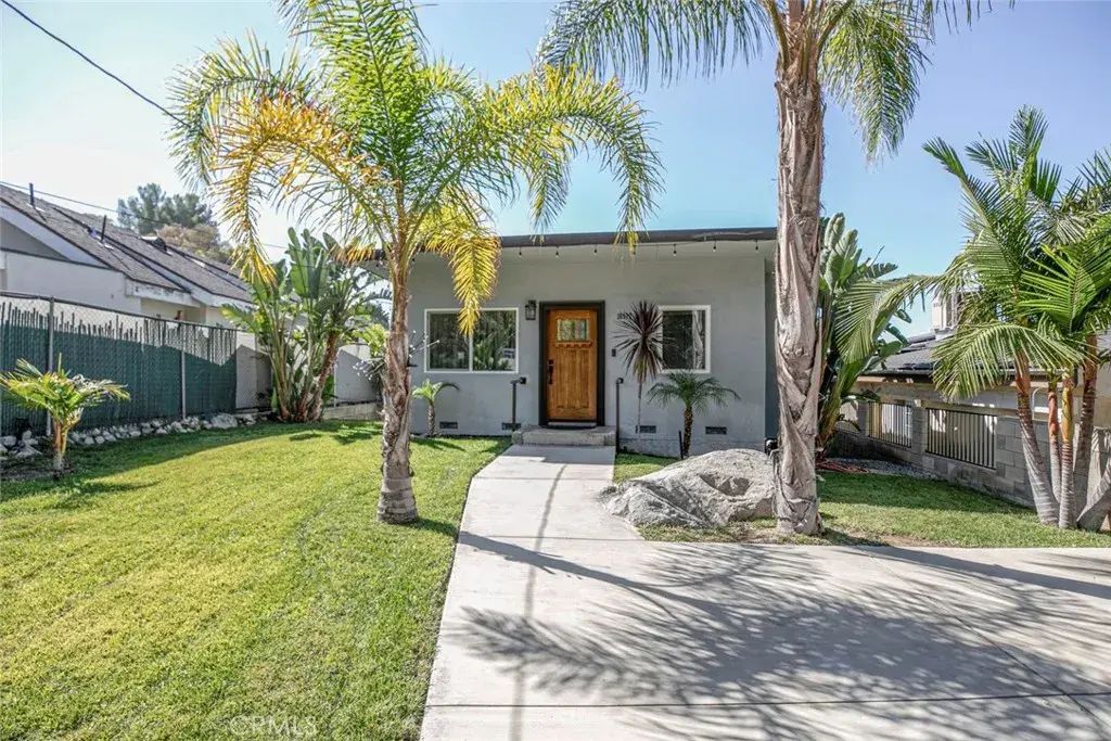 10917 Tujunga Canyon Boulevard, Tujunga