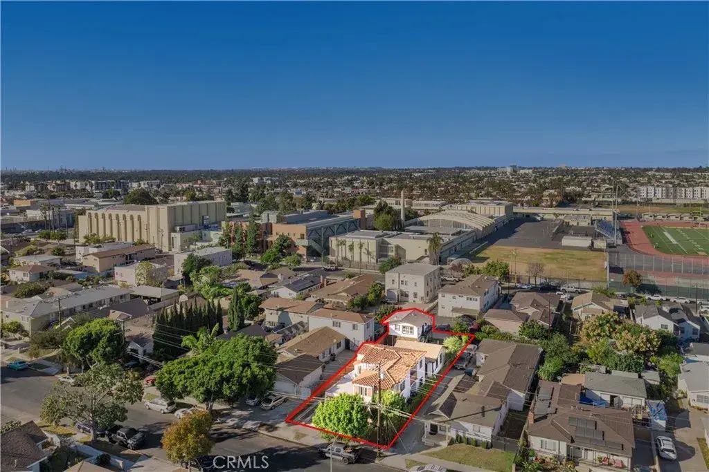817 E New York, Long Beach