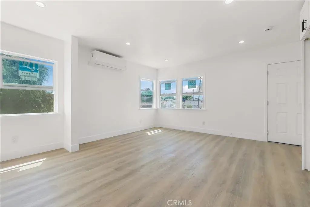 8921 Wadsworth Avenue, Los Angeles