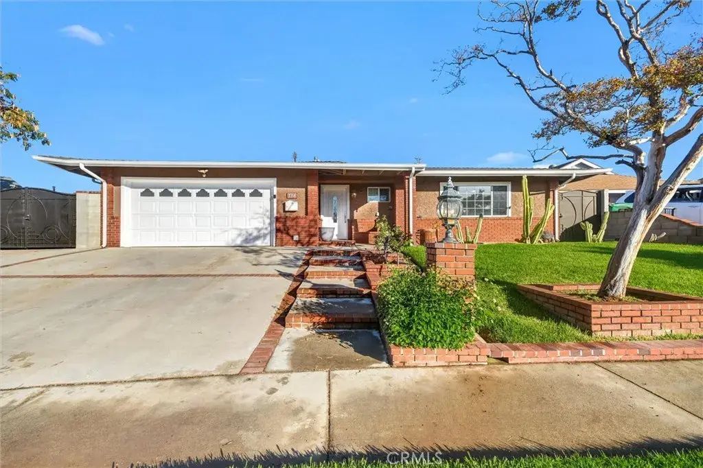 1623 W Benbow Street, San Dimas