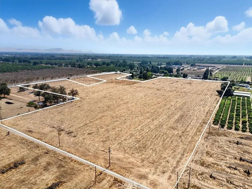 Ave 320, Ivanhoe