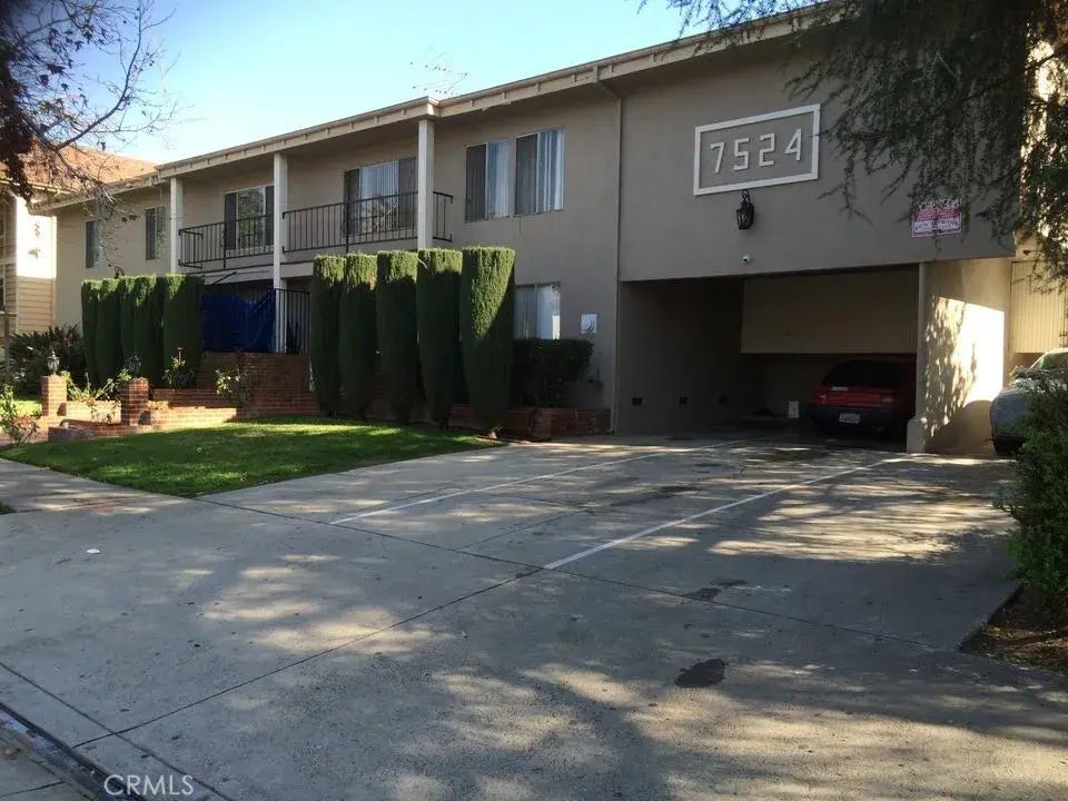 7524 Haskell 5, Van Nuys