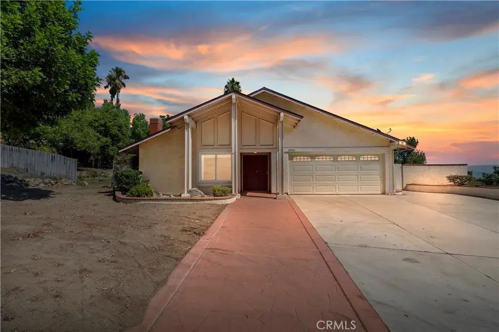 5900 Winncliff Drive, Jurupa Valley