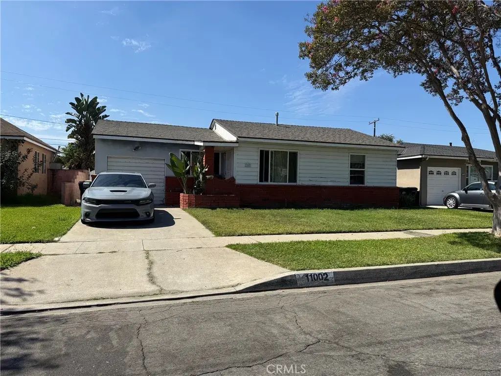 11002 Winchell, Whittier