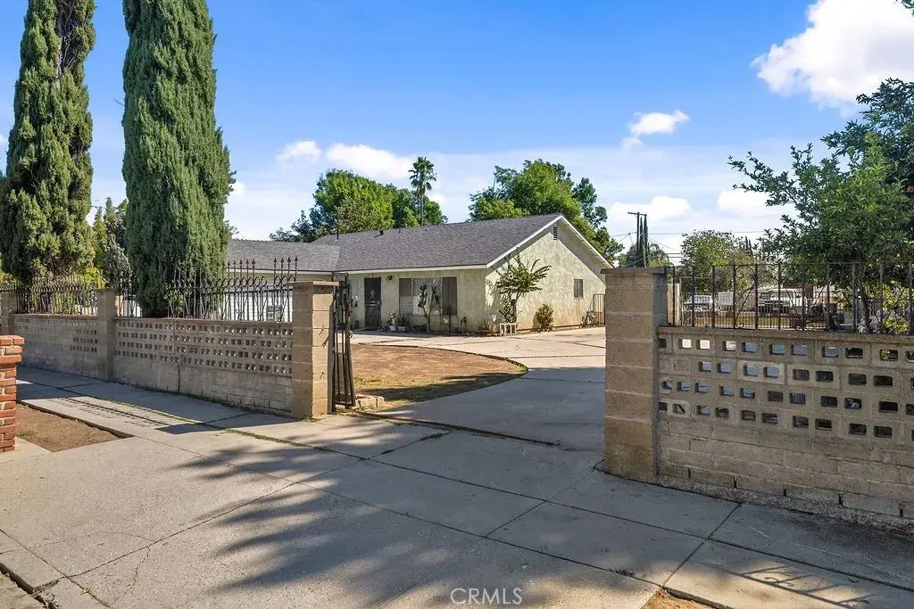 15080 Polk Street, Sylmar