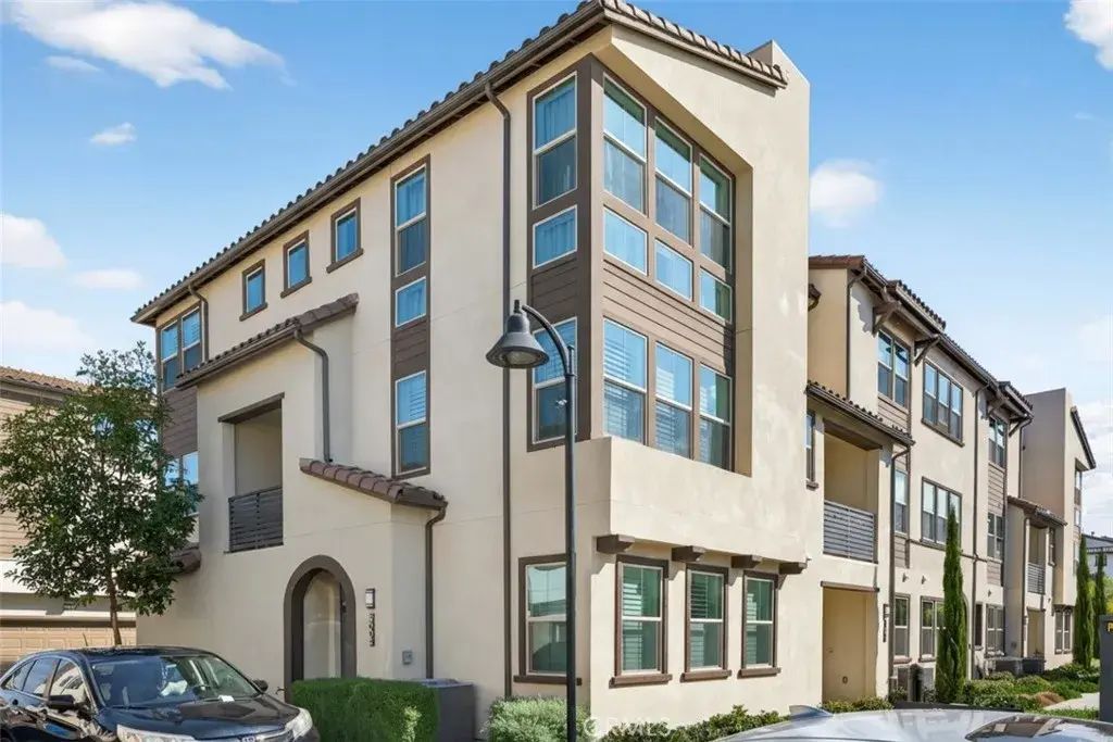 5006 Belmont, Cypress