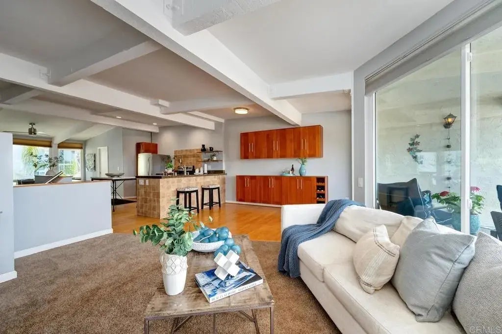 2319 Caringa Way 58, Carlsbad