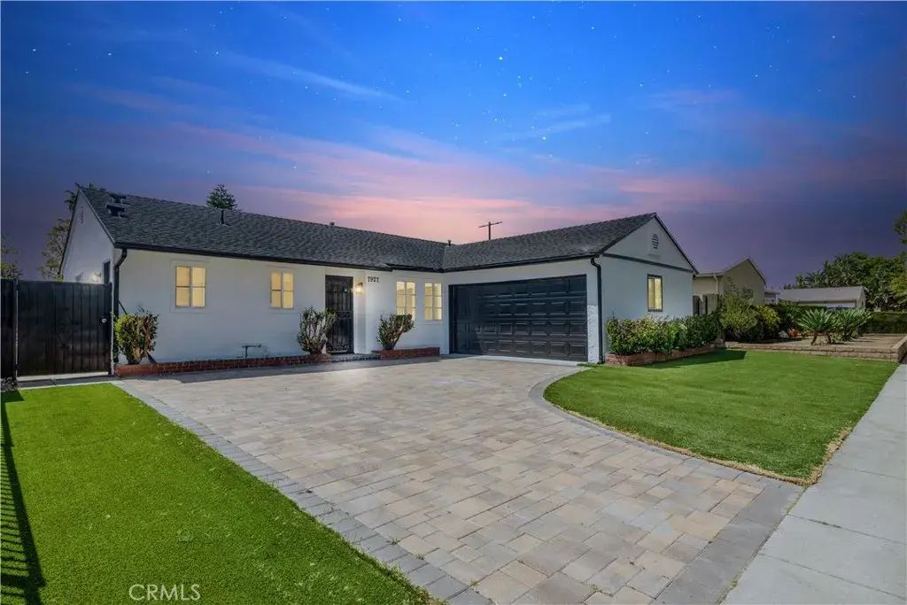 7927 Zelzah, Reseda