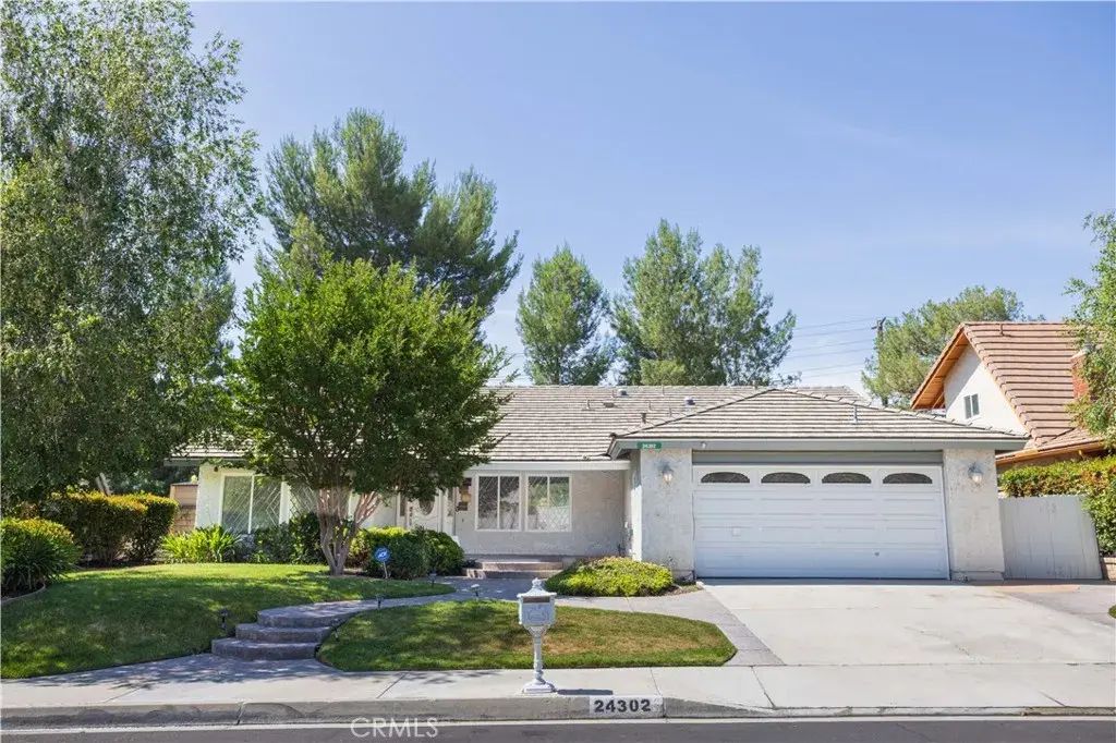 24302 Vistas Ridge, Valencia