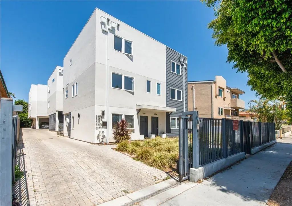 635 N Harvard Boulevard 635.50, Los Angeles