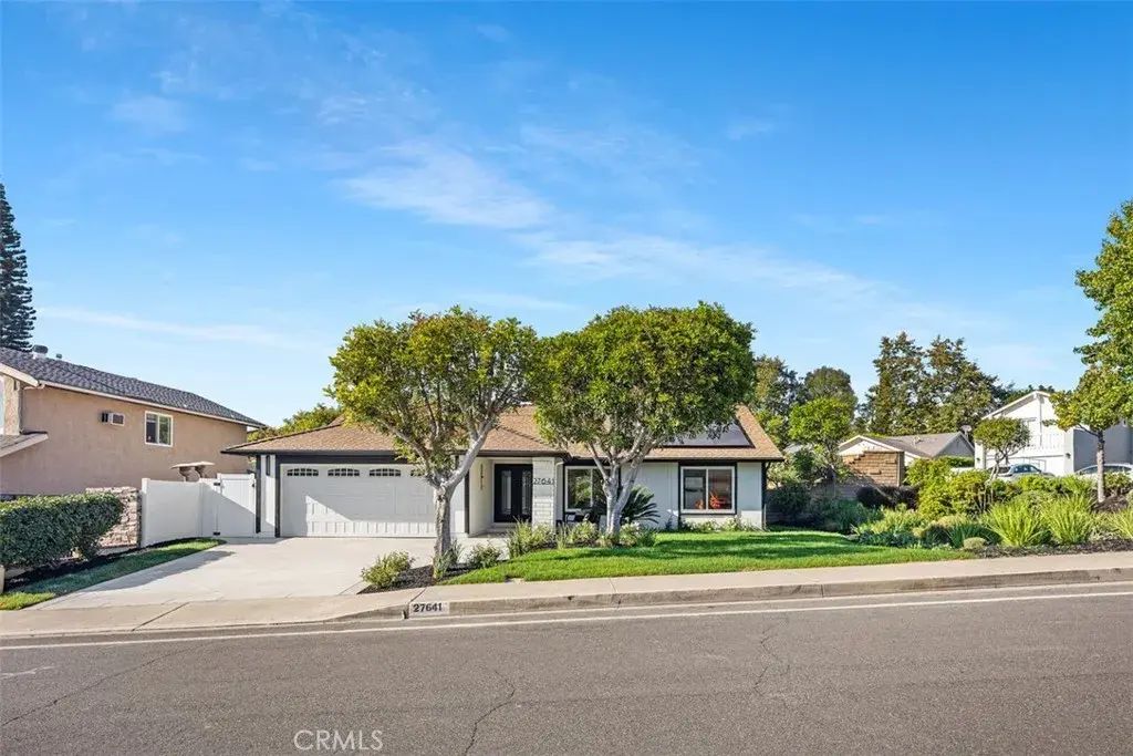 27641 Ruisenor, Mission Viejo