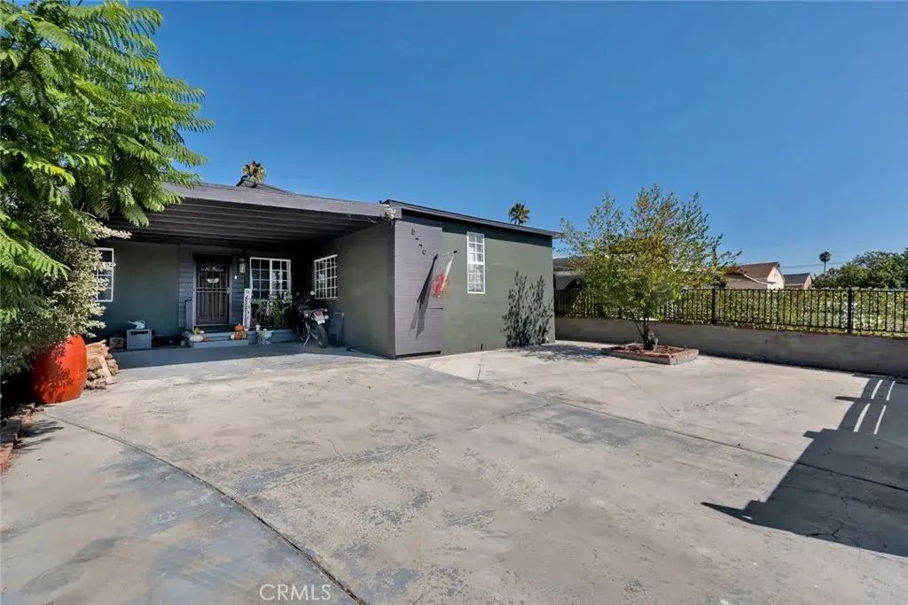 8446 Amboy Avenue, Sun Valley