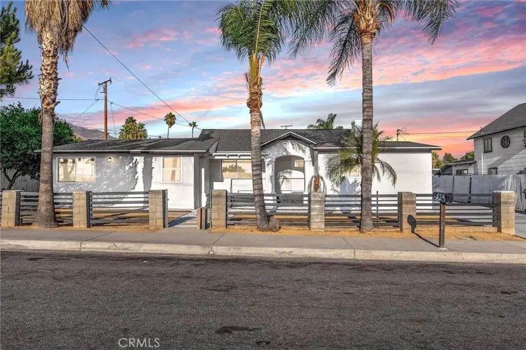 6823 Orange, Highland