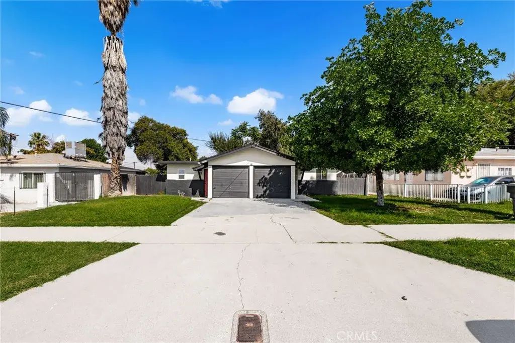 2121 Down St, Riverside