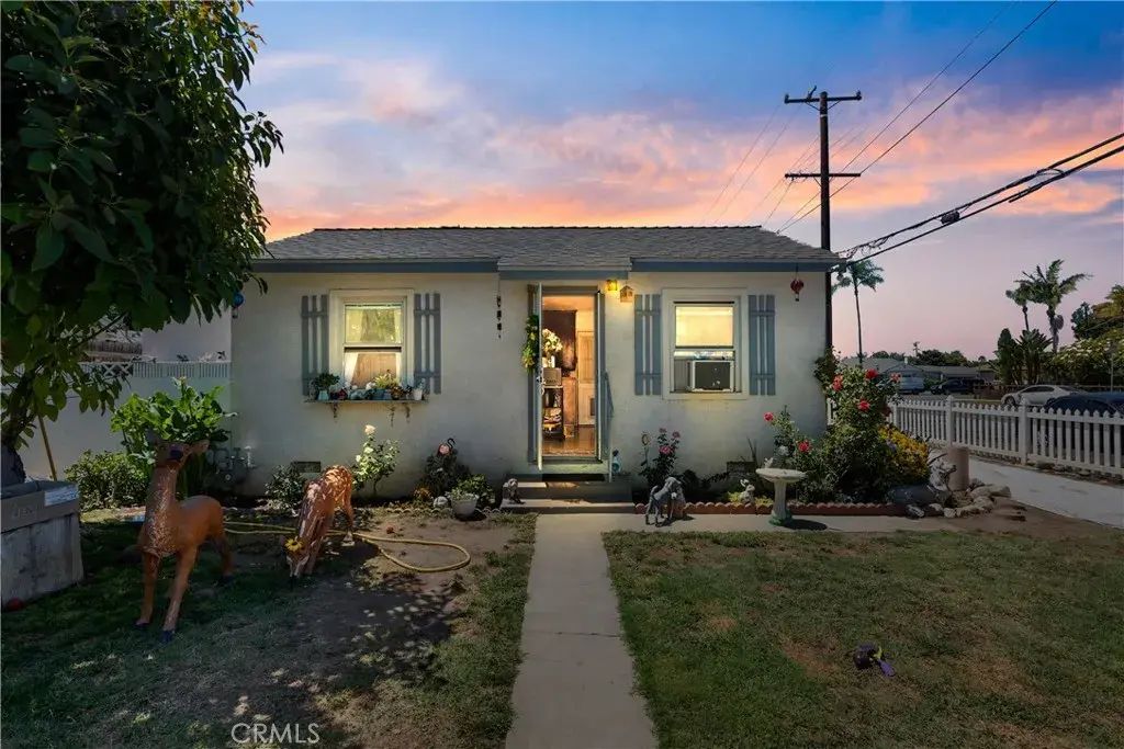 16403 Parkshire Court, Paramount