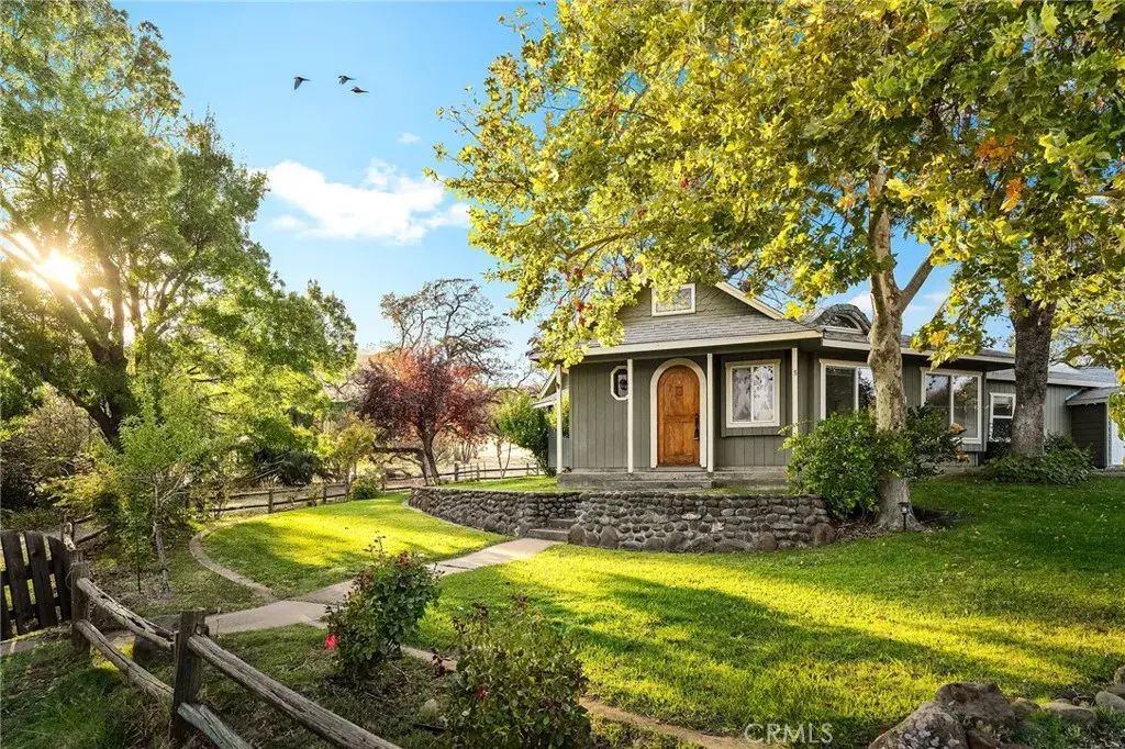 3453 Clark Road, Butte Valley