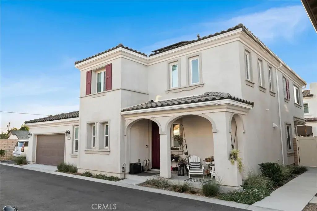 352 Alice, Rialto