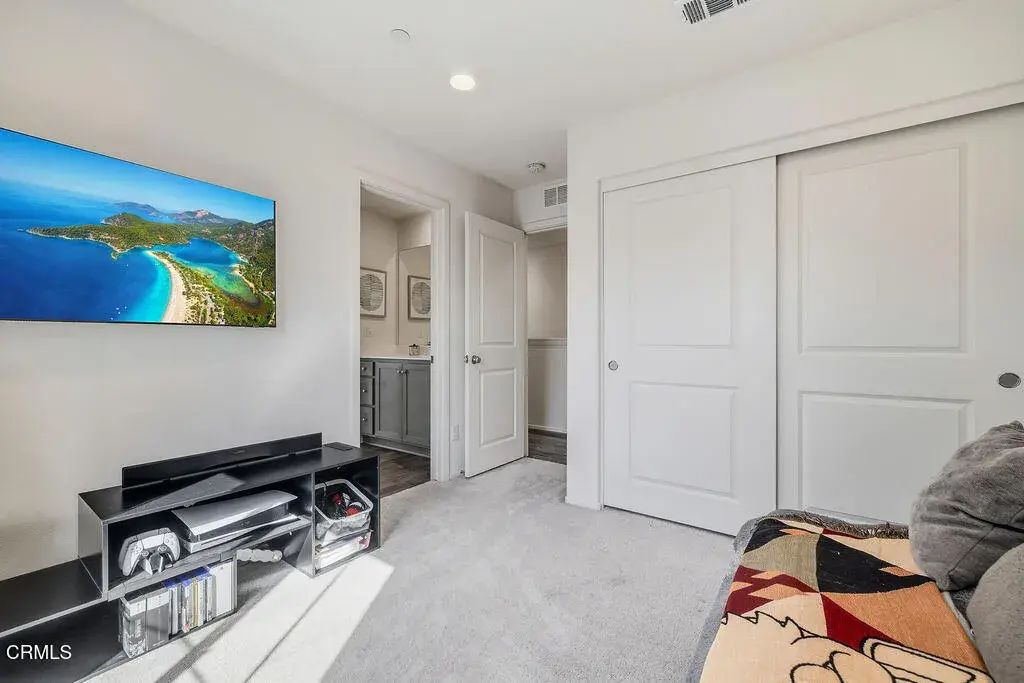 357 Fuerte Drive, Santa Paula