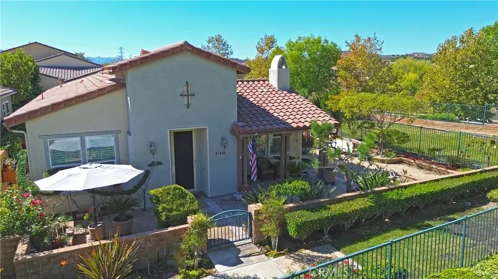 23880 Belcaro Court, Valencia