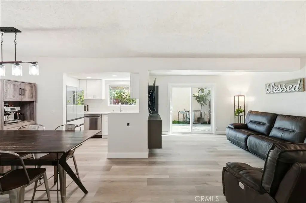 15228 Ramona, Baldwin Park