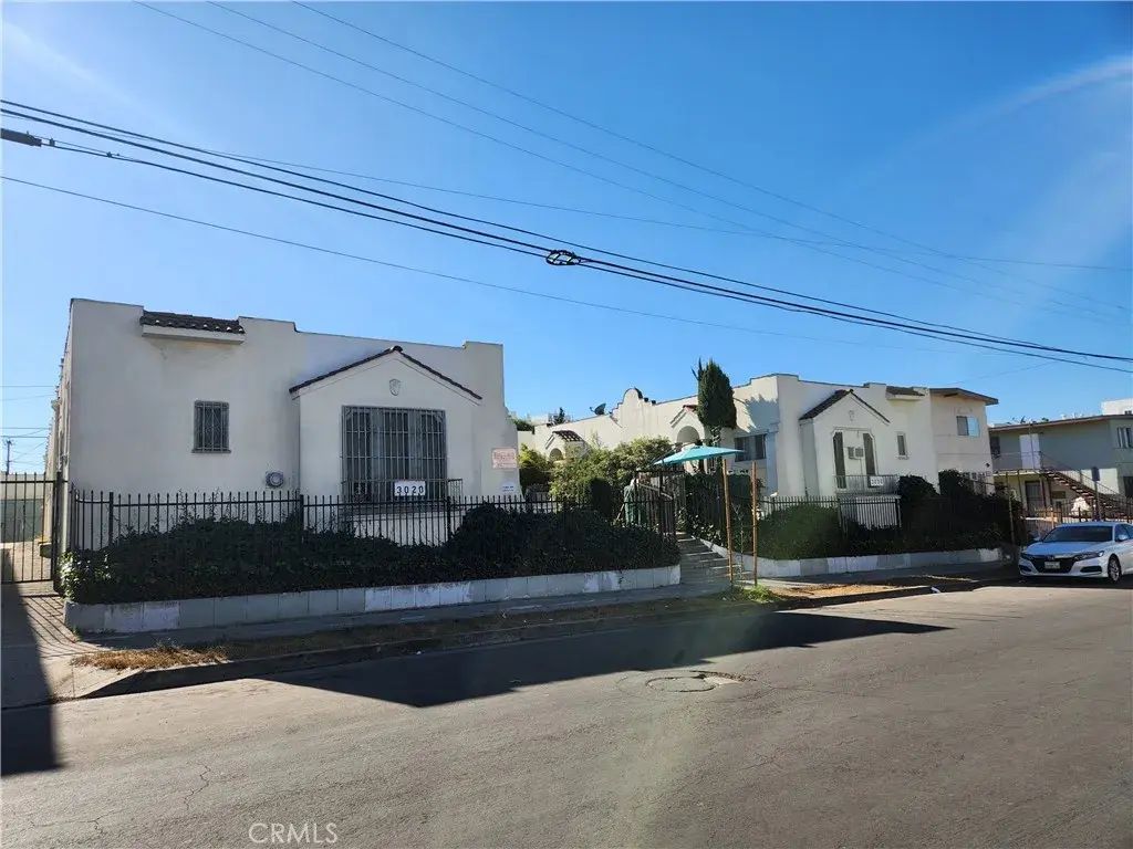 3020 W 12th, Los Angeles