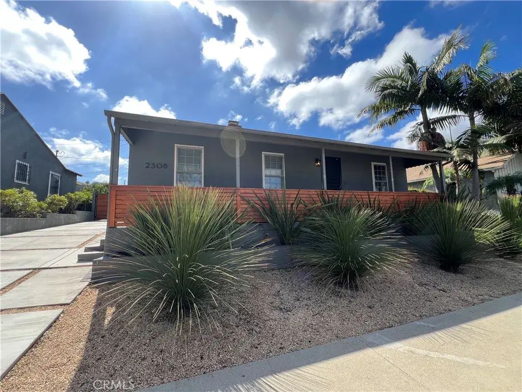 2308 W Century Boulevard, Inglewood